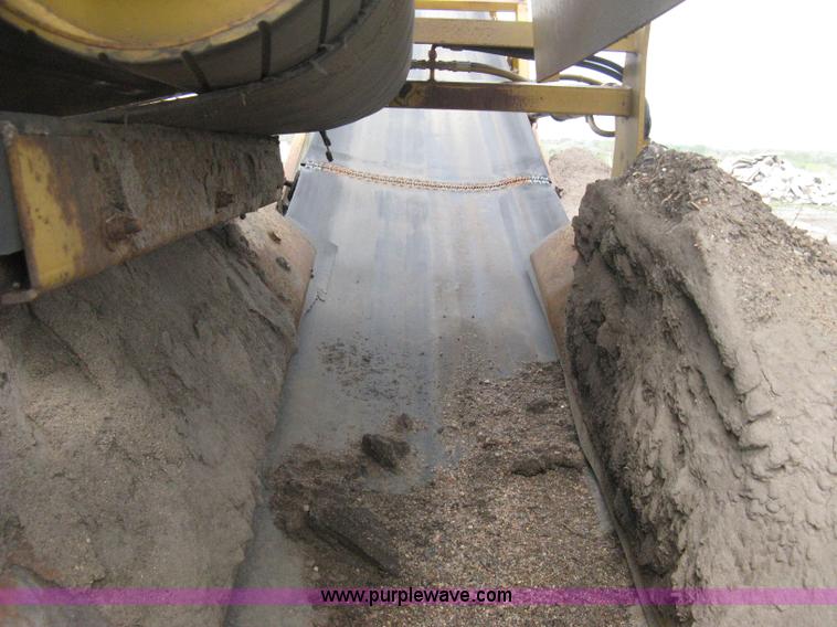 image for item D8285 CEC Screen-It Series II 5 x 12 mobile screen plant