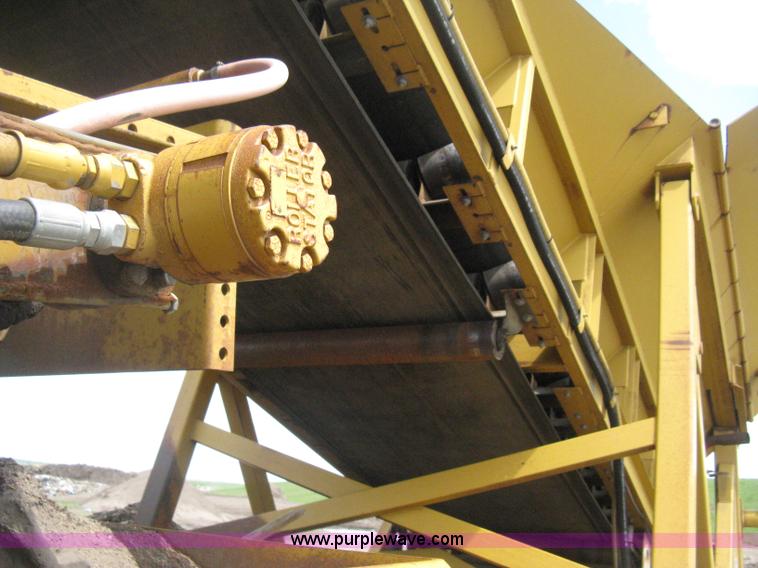 image for item D8285 CEC Screen-It Series II 5 x 12 mobile screen plant