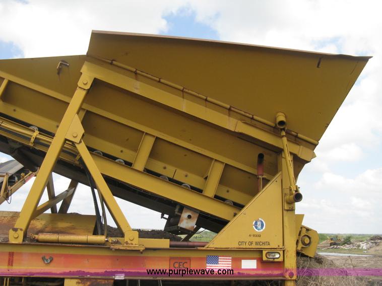 image for item D8285 CEC Screen-It Series II 5 x 12 mobile screen plant