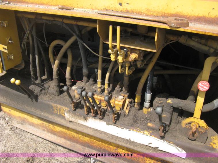 image for item D8285 CEC Screen-It Series II 5 x 12 mobile screen plant