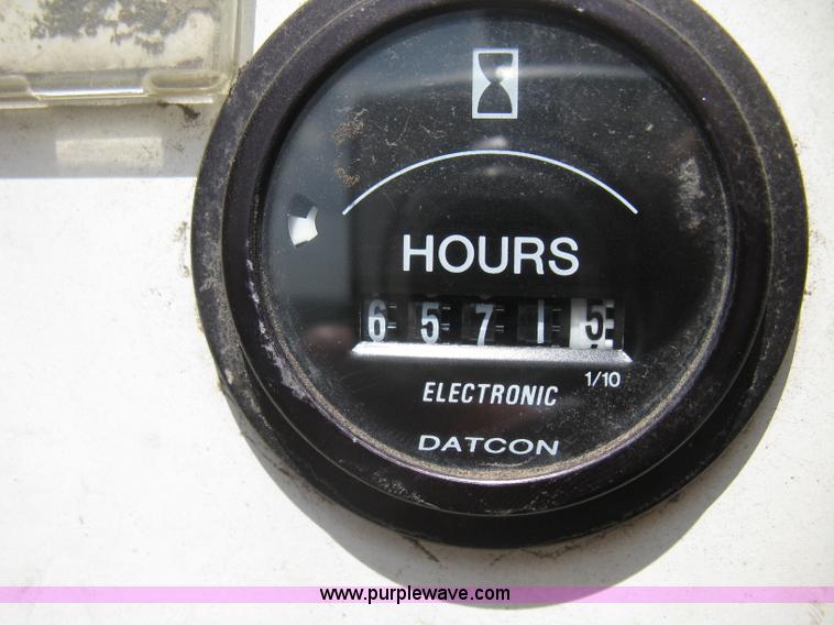 image for item D8285 CEC Screen-It Series II 5 x 12 mobile screen plant