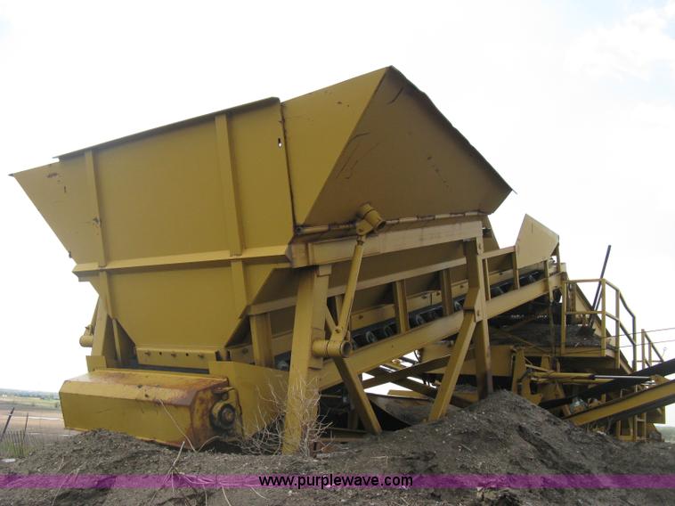 image for item D8285 CEC Screen-It Series II 5 x 12 mobile screen plant