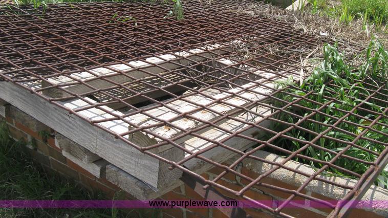 image for item D8285 CEC Screen-It Series II 5 x 12 mobile screen plant