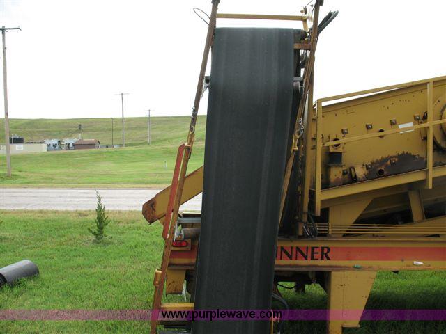 image for item D8285 CEC Screen-It Series II 5 x 12 mobile screen plant