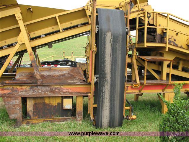 image for item D8285 CEC Screen-It Series II 5 x 12 mobile screen plant