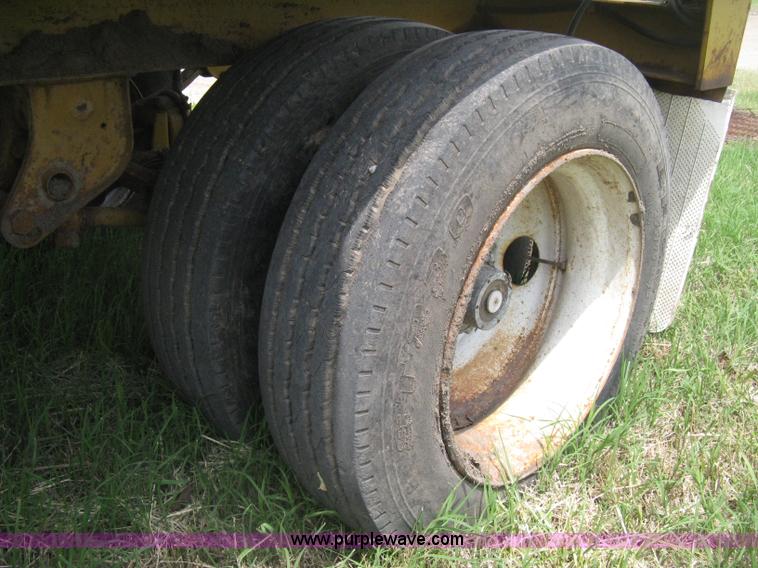 image for item D8285 CEC Screen-It Series II 5 x 12 mobile screen plant