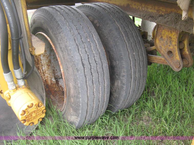 image for item D8285 CEC Screen-It Series II 5 x 12 mobile screen plant