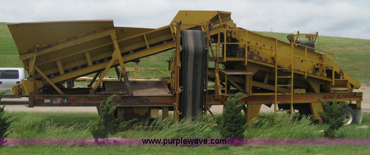 image for item D8285 CEC Screen-It Series II 5 x 12 mobile screen plant