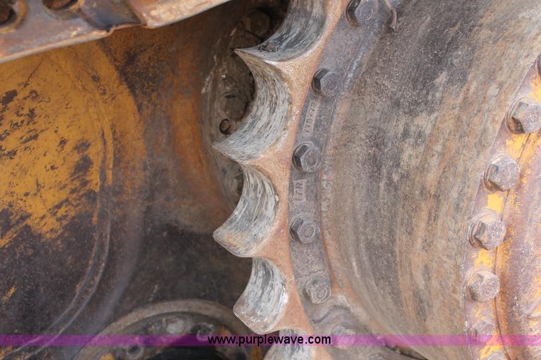 image for item D8345 1995 Caterpillar D7H dozer