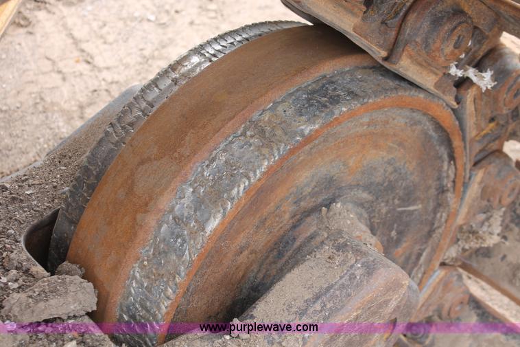 image for item D8345 1995 Caterpillar D7H dozer