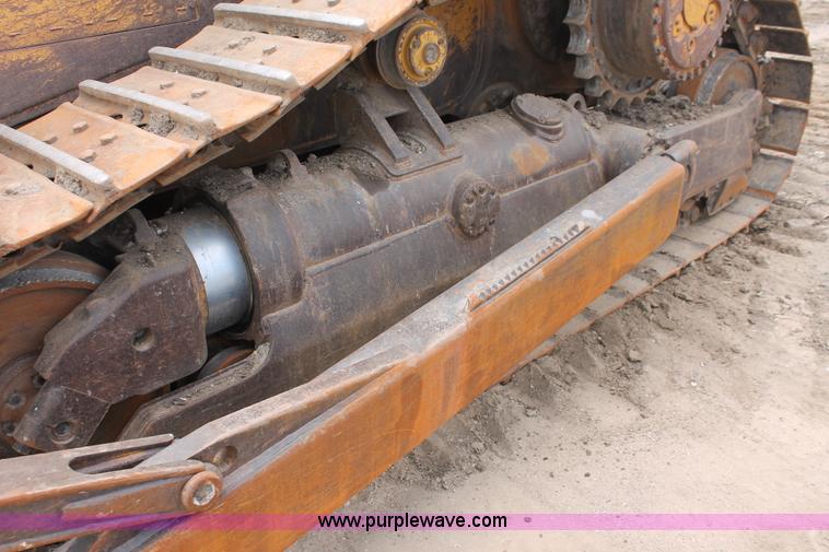 image for item D8345 1995 Caterpillar D7H dozer