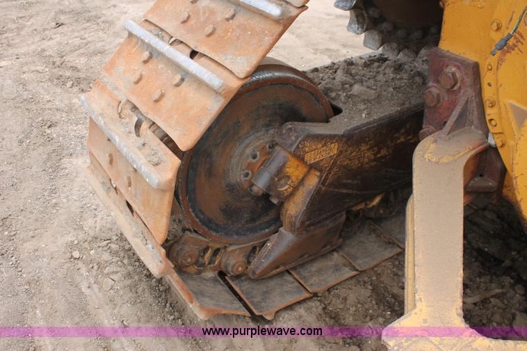 image for item D8345 1995 Caterpillar D7H dozer