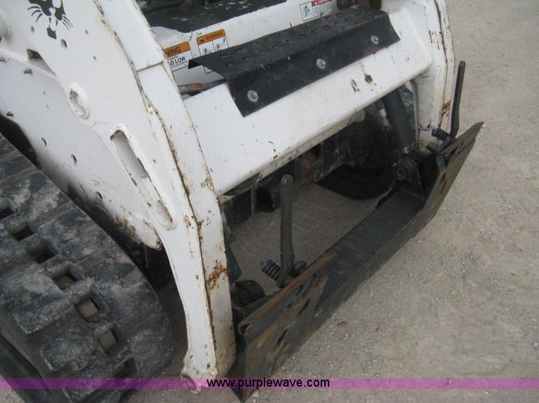 image for item D8356 2007 Bobcat T190 Turbo skid steer