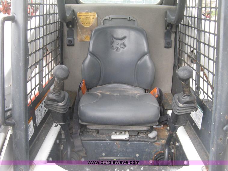 image for item D8356 2007 Bobcat T190 Turbo skid steer