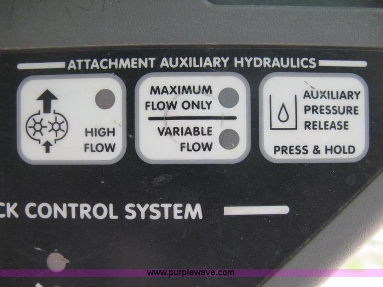 image for item D8356 2007 Bobcat T190 Turbo skid steer