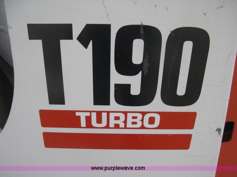 image for item D8356 2007 Bobcat T190 Turbo skid steer