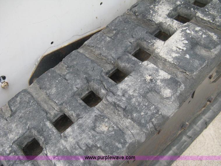 image for item D8356 2007 Bobcat T190 Turbo skid steer