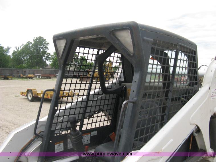 image for item D8356 2007 Bobcat T190 Turbo skid steer