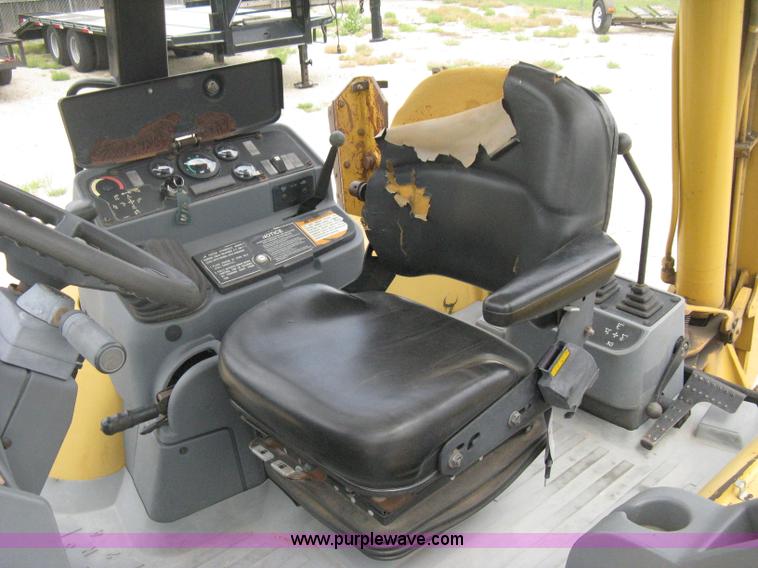 image for item D8357 1999 Caterpillar 416C backhoe