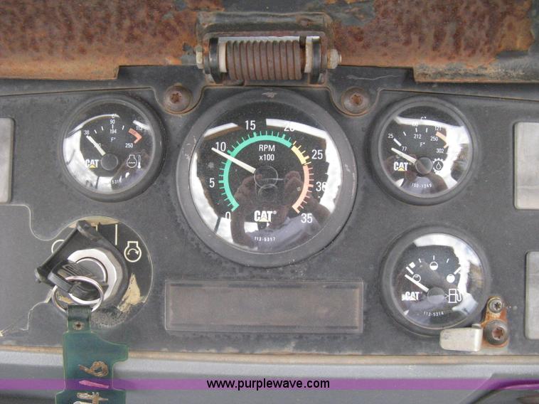 image for item D8357 1999 Caterpillar 416C backhoe