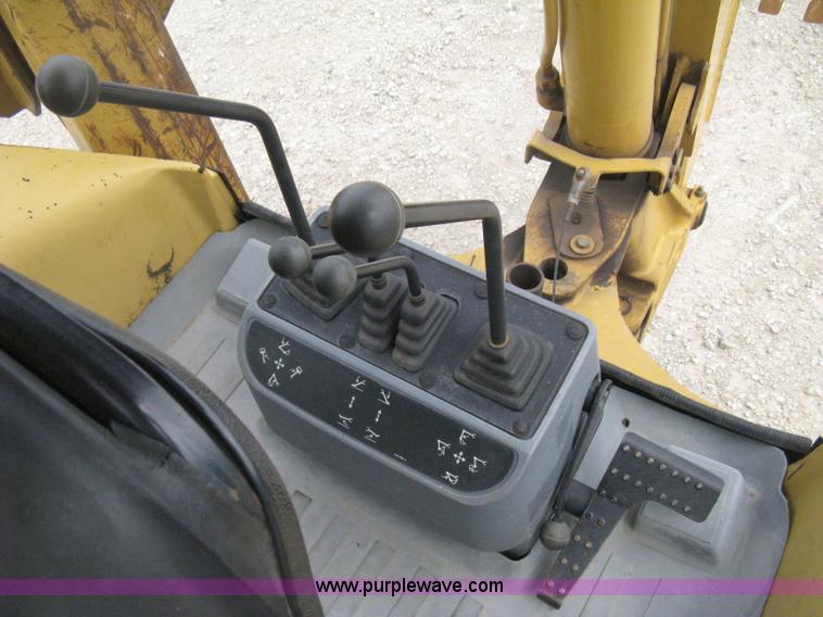 image for item D8357 1999 Caterpillar 416C backhoe