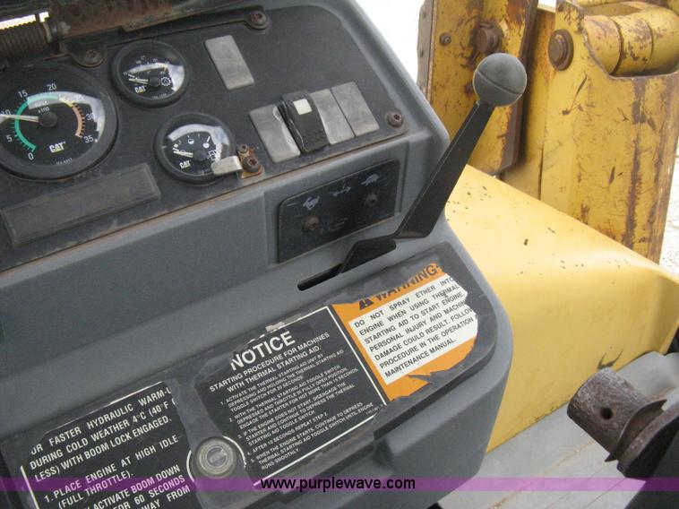 image for item D8357 1999 Caterpillar 416C backhoe