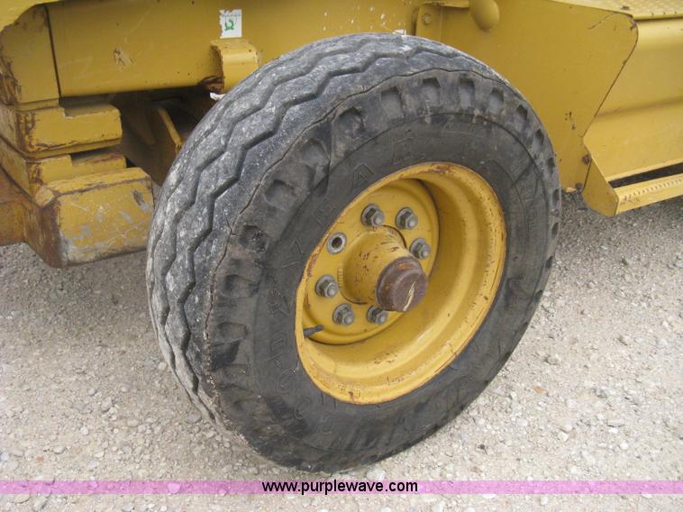 image for item D8357 1999 Caterpillar 416C backhoe