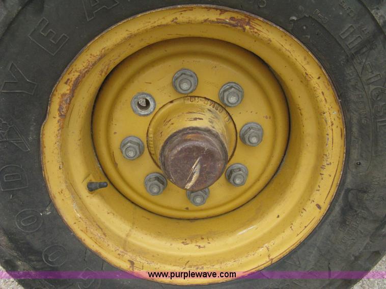 image for item D8357 1999 Caterpillar 416C backhoe