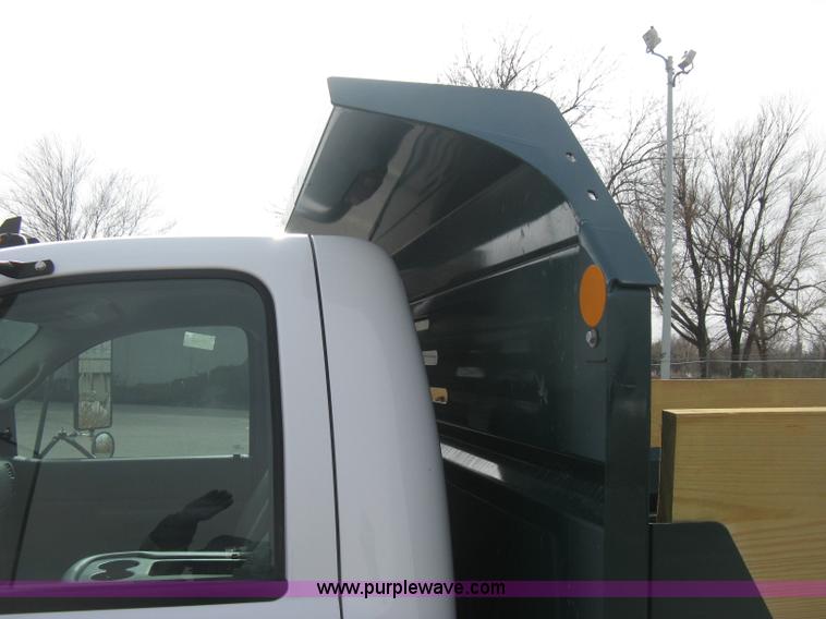 image for item E3079 2007 Chevrolet Silverado 3500HD dump body truck