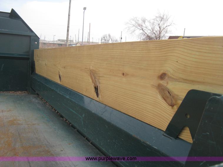 image for item E3079 2007 Chevrolet Silverado 3500HD dump body truck