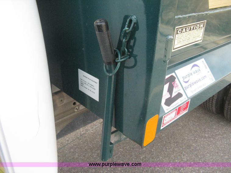 image for item E3079 2007 Chevrolet Silverado 3500HD dump body truck