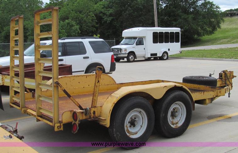 image for item E3965 1992 Eagle body trailer