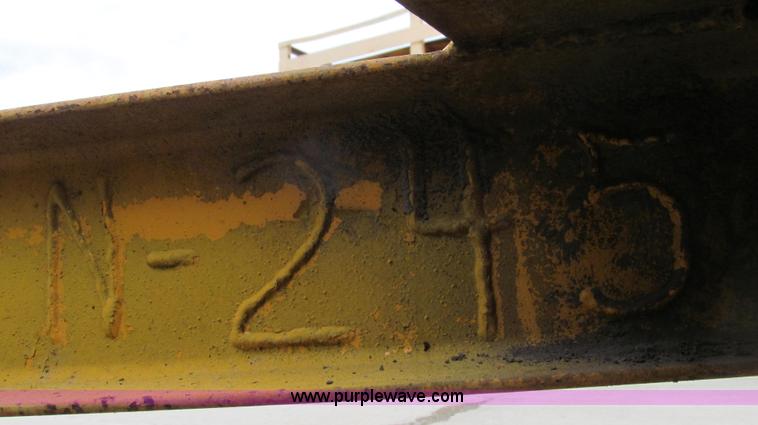 image for item E3965 1992 Eagle body trailer