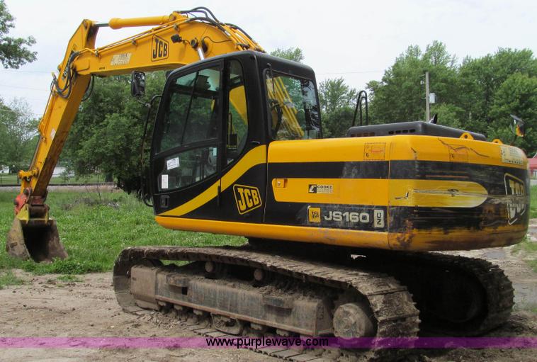 image for item E3978 2005 JCB JS160NC excavator