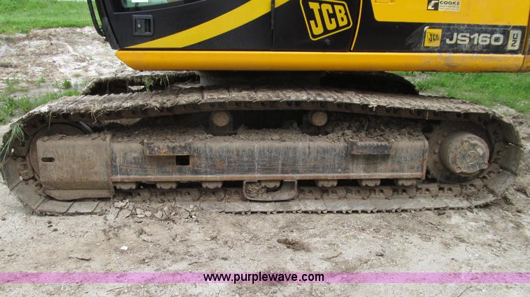 image for item E3978 2005 JCB JS160NC excavator