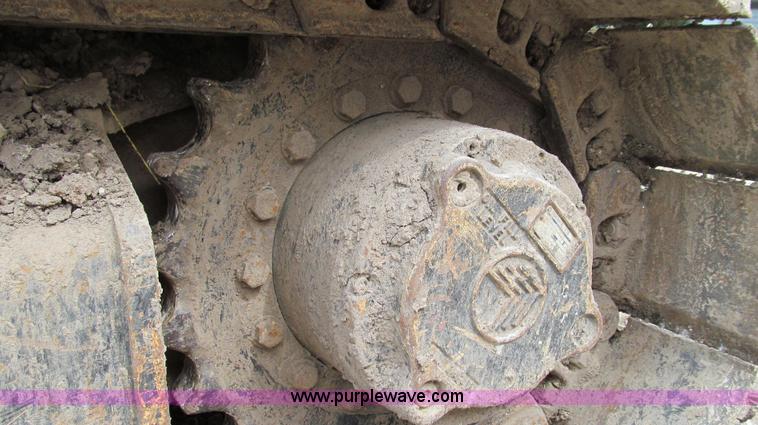 image for item E3978 2005 JCB JS160NC excavator