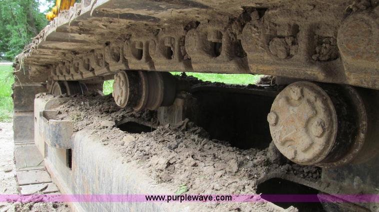 image for item E3978 2005 JCB JS160NC excavator