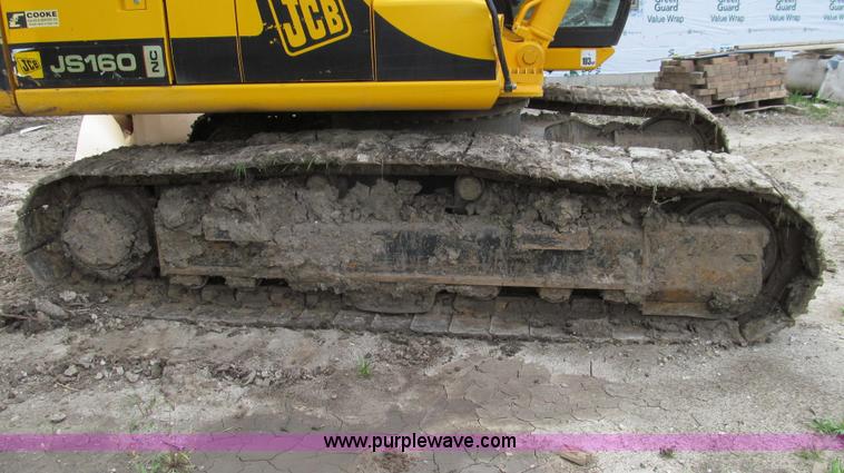 image for item E3978 2005 JCB JS160NC excavator