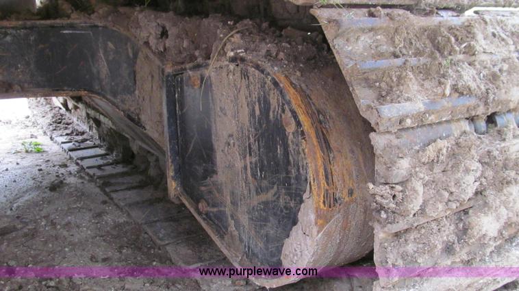 image for item E3978 2005 JCB JS160NC excavator