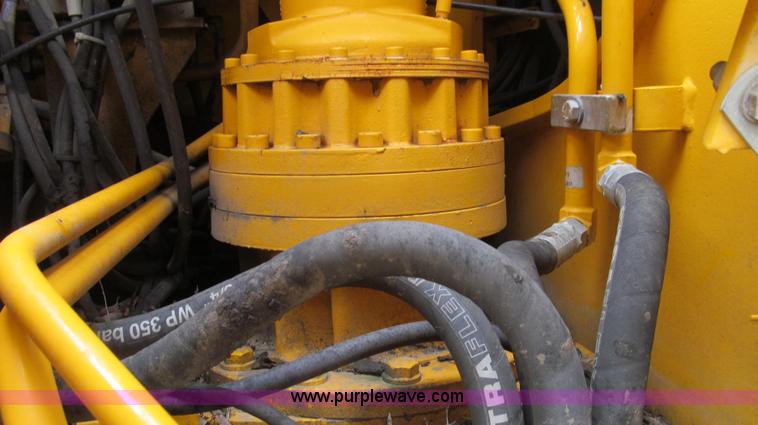 image for item E3978 2005 JCB JS160NC excavator