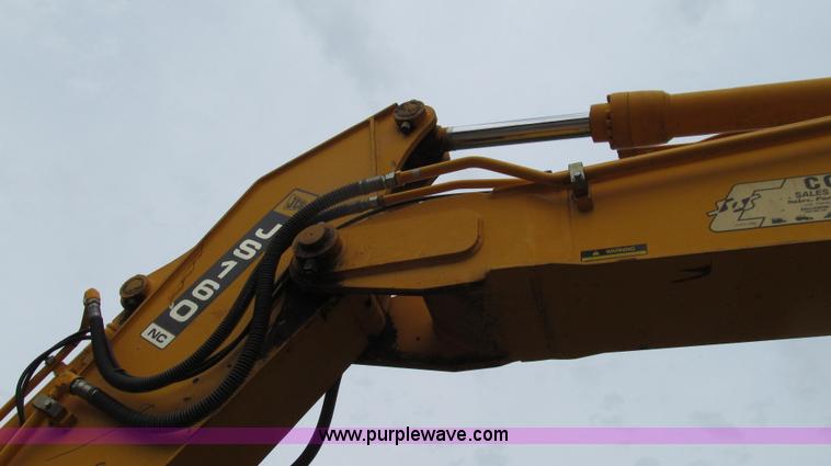 image for item E3978 2005 JCB JS160NC excavator
