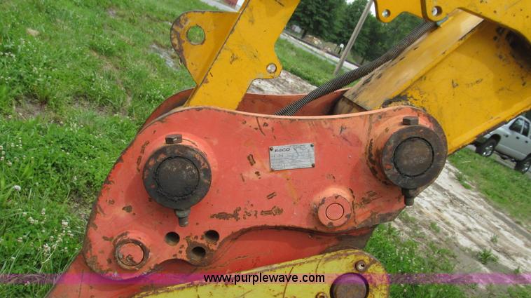 image for item E3978 2005 JCB JS160NC excavator