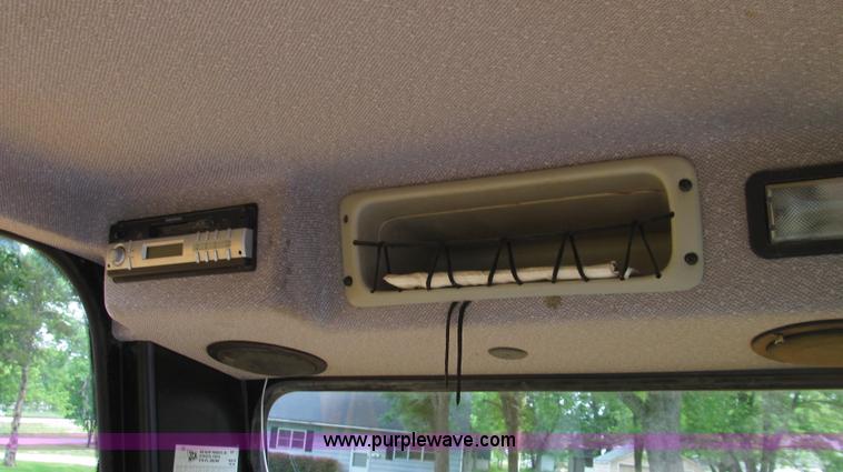 image for item E3978 2005 JCB JS160NC excavator