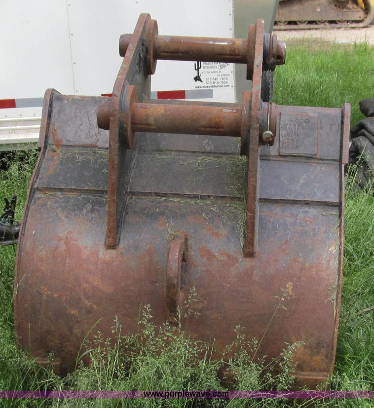 image for item E3978 2005 JCB JS160NC excavator