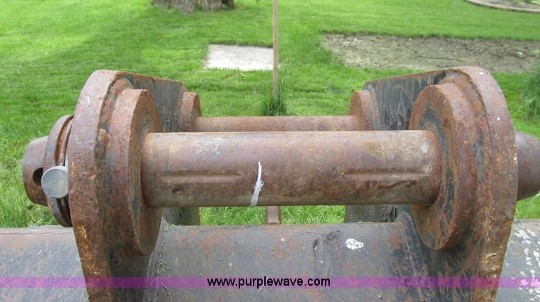 image for item E3978 2005 JCB JS160NC excavator