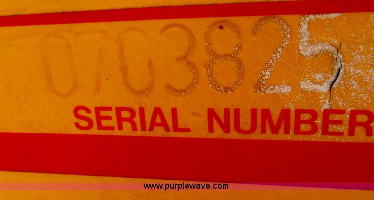 image for item E3978 2005 JCB JS160NC excavator