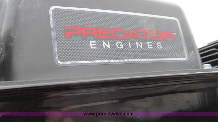 image for item E3981 2000 Chevrolet 3500 utility truck