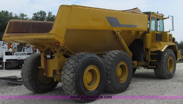 image for item E3987 1993 Volvo BM A30 articulated haul tuck