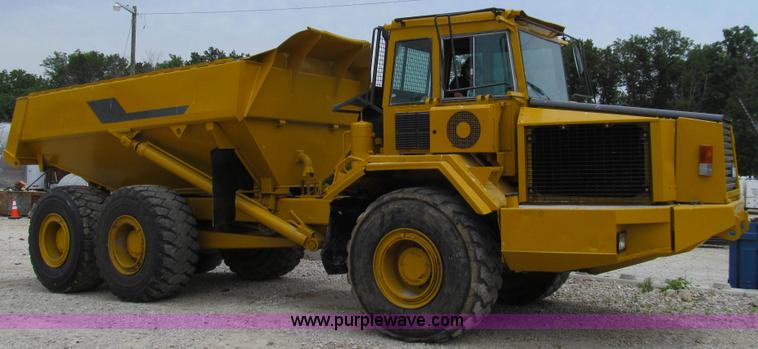 image for item E3987 1993 Volvo BM A30 articulated haul tuck