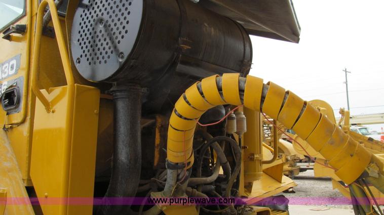 image for item E3987 1993 Volvo BM A30 articulated haul tuck